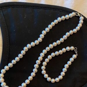 Classic White Pearl Necklace and Bracelet Set